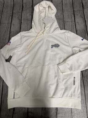NWT Women’s Nike Buffalo Bills 2025 Rivalries Standard Issue Dri Fit Hoodie LG